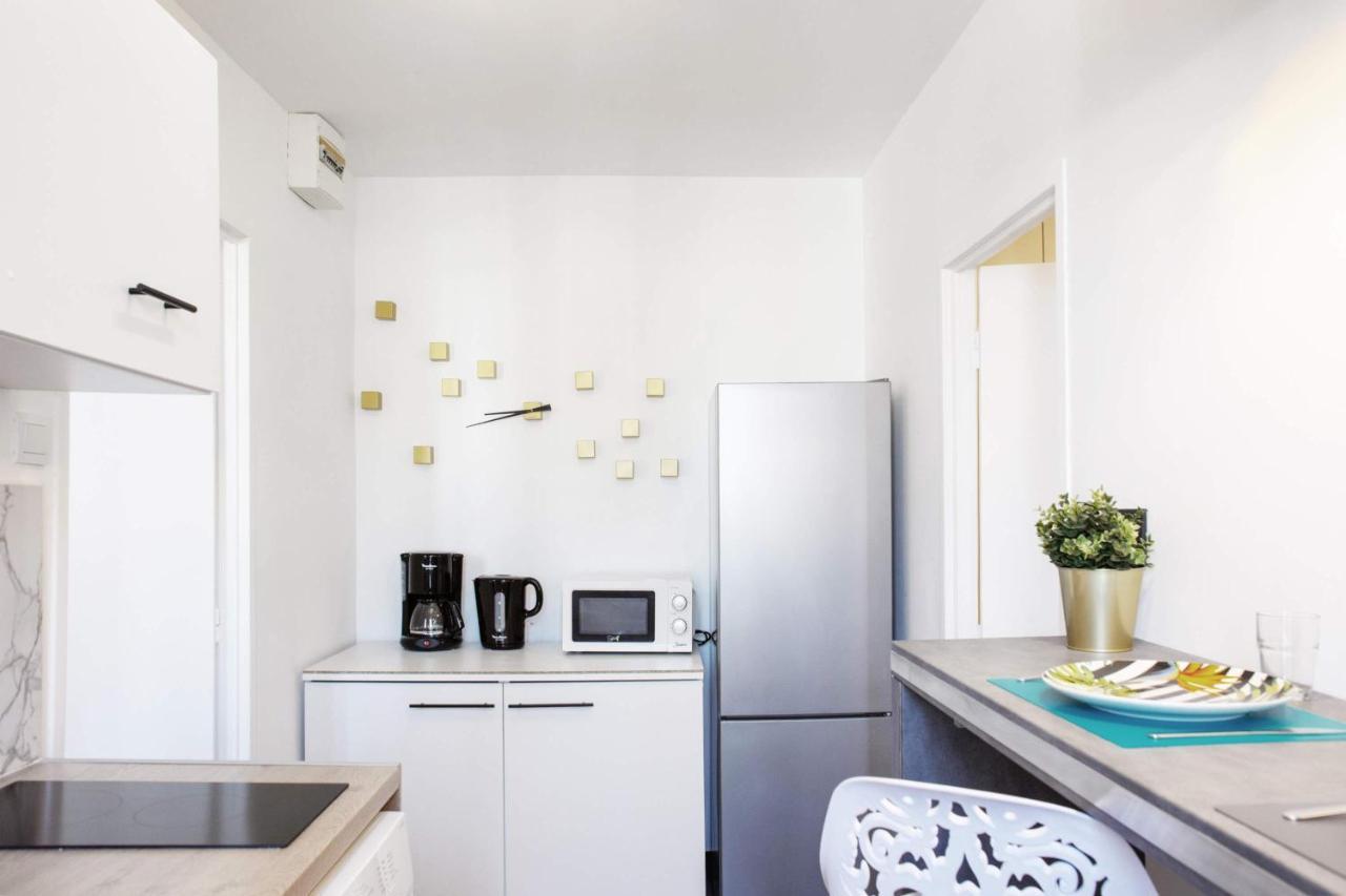 GregBnb-com - T2 Design - CLIMATISÉ - WiFi Fibre Toulon Extérieur photo